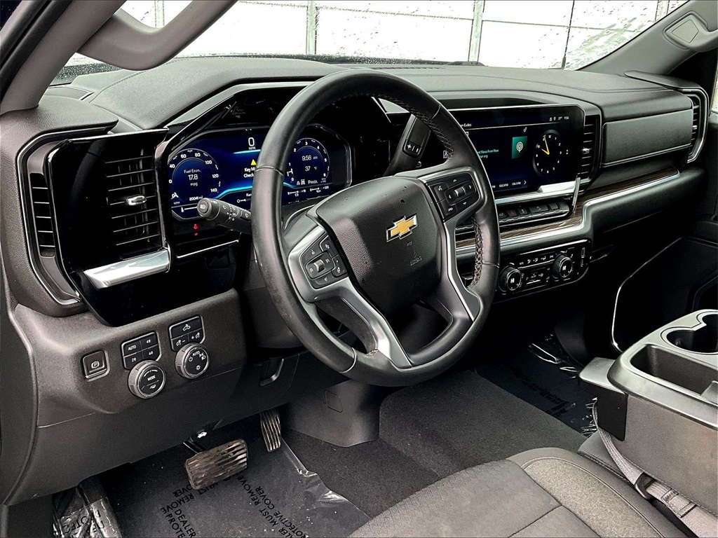2023 Chevrolet Silverado 1500 LT - Photo 8