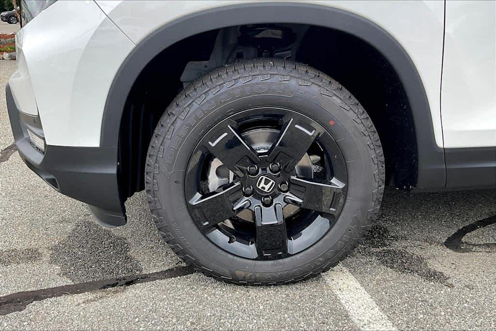 2025 Honda Ridgeline Black Edition - Photo 7