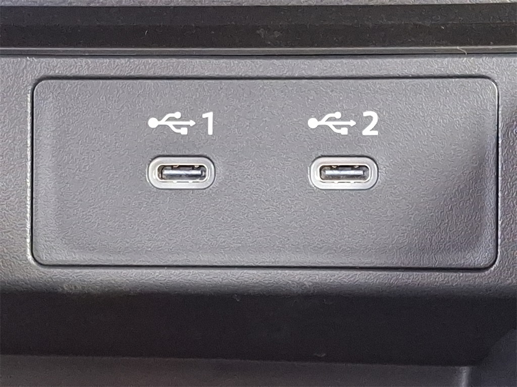 2025 Nissan Kicks SR - Photo 17