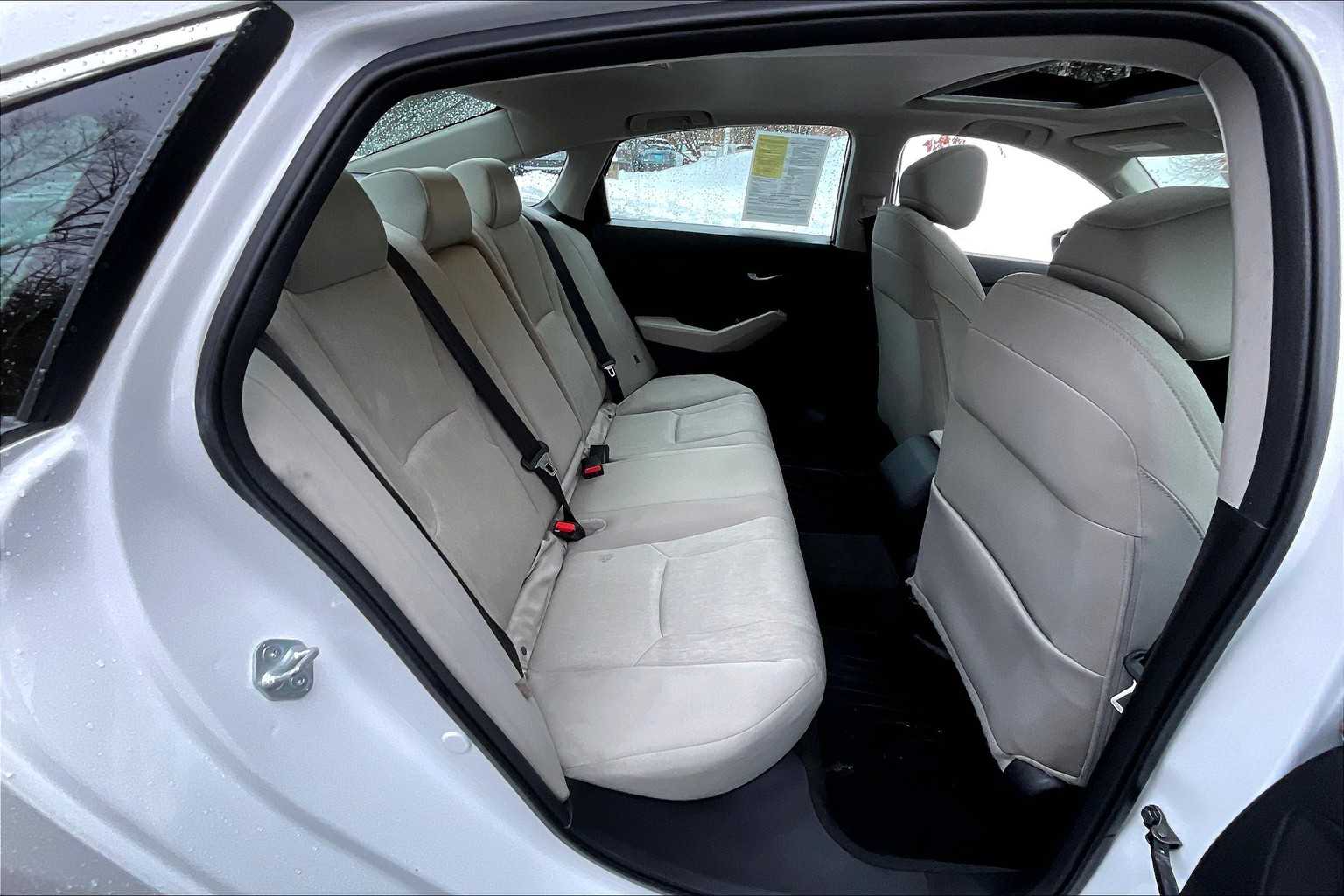 2024 Honda Accord EX - Photo 16