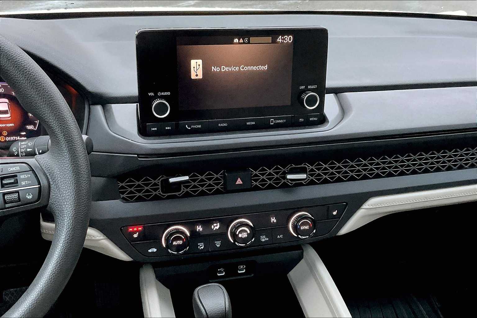 2024 Honda Accord EX - Photo 18