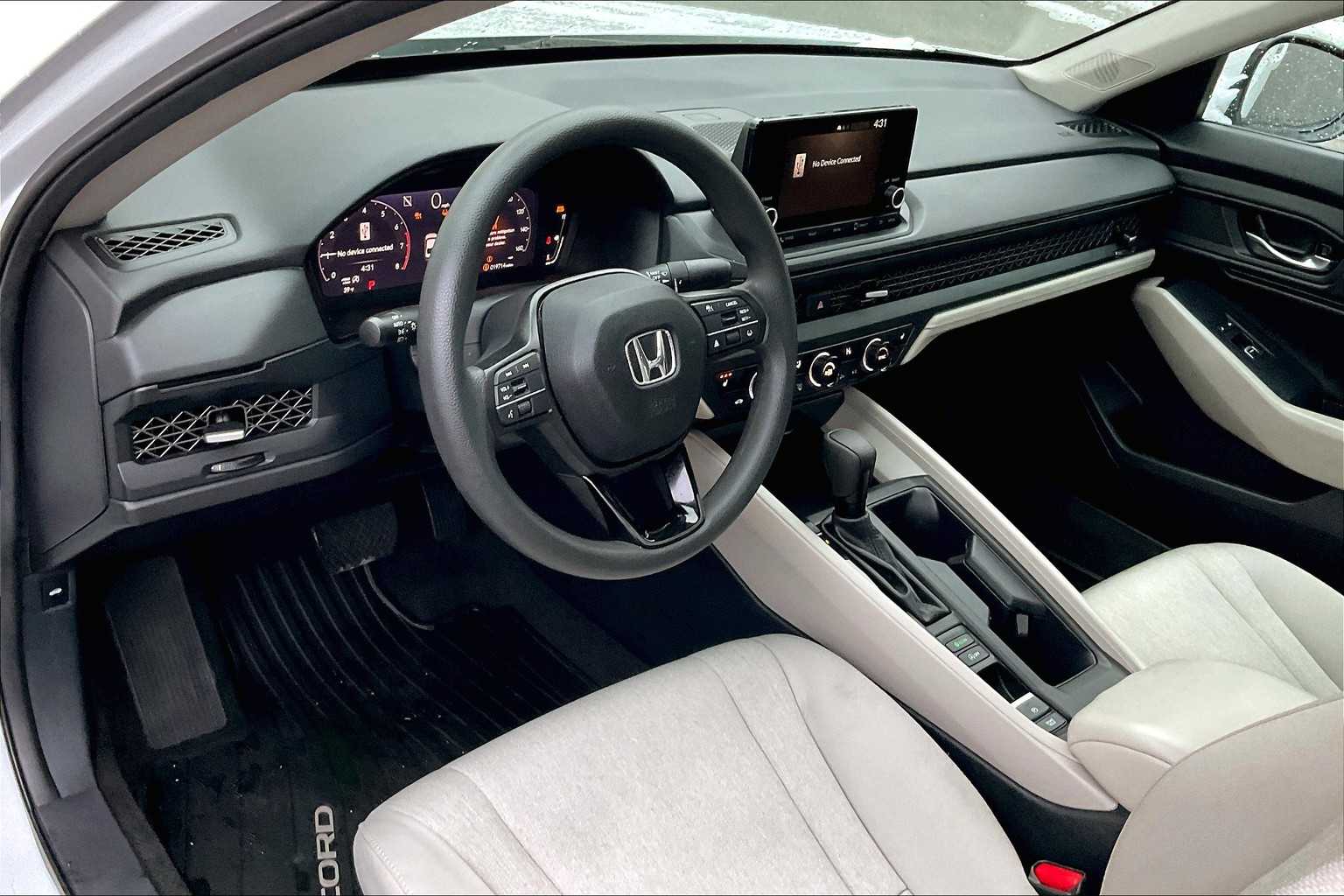 2024 Honda Accord EX - Photo 8