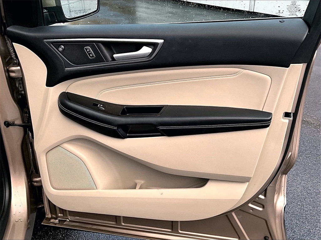 2020 Ford Edge Titanium - Photo 12