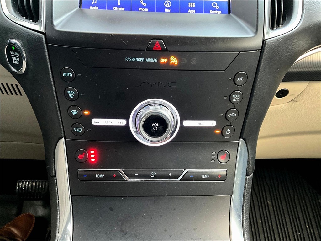 2020 Ford Edge Titanium - Photo 25