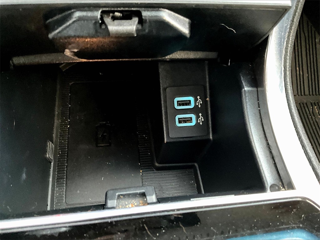 2020 Ford Edge Titanium - Photo 26