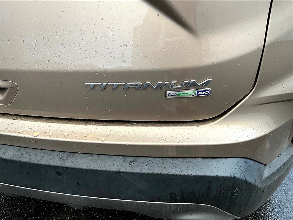 2020 Ford Edge Titanium - Photo 28