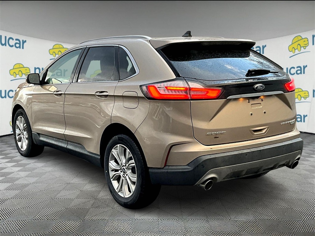 2020 Ford Edge Titanium - Photo 4