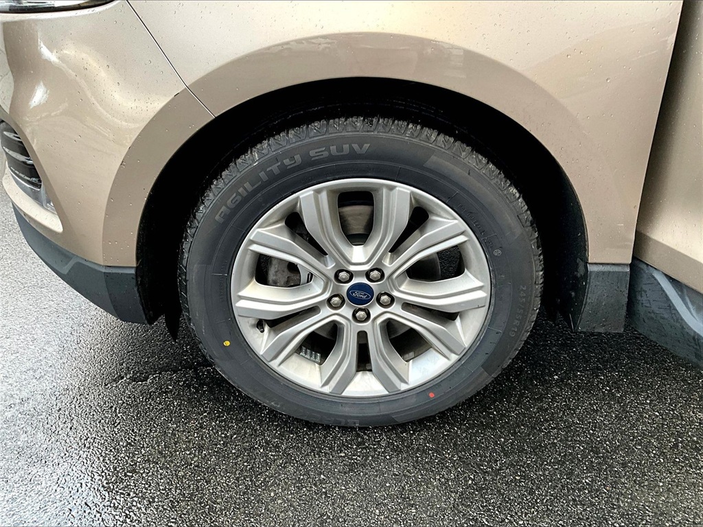 2020 Ford Edge Titanium - Photo 7