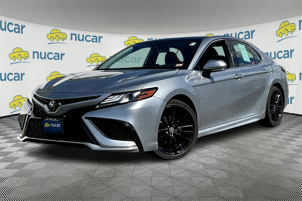 2023 Toyota Camry XSE - Photo 3