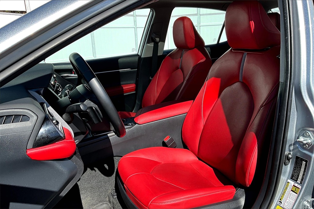 2023 Toyota Camry XSE - Photo 10