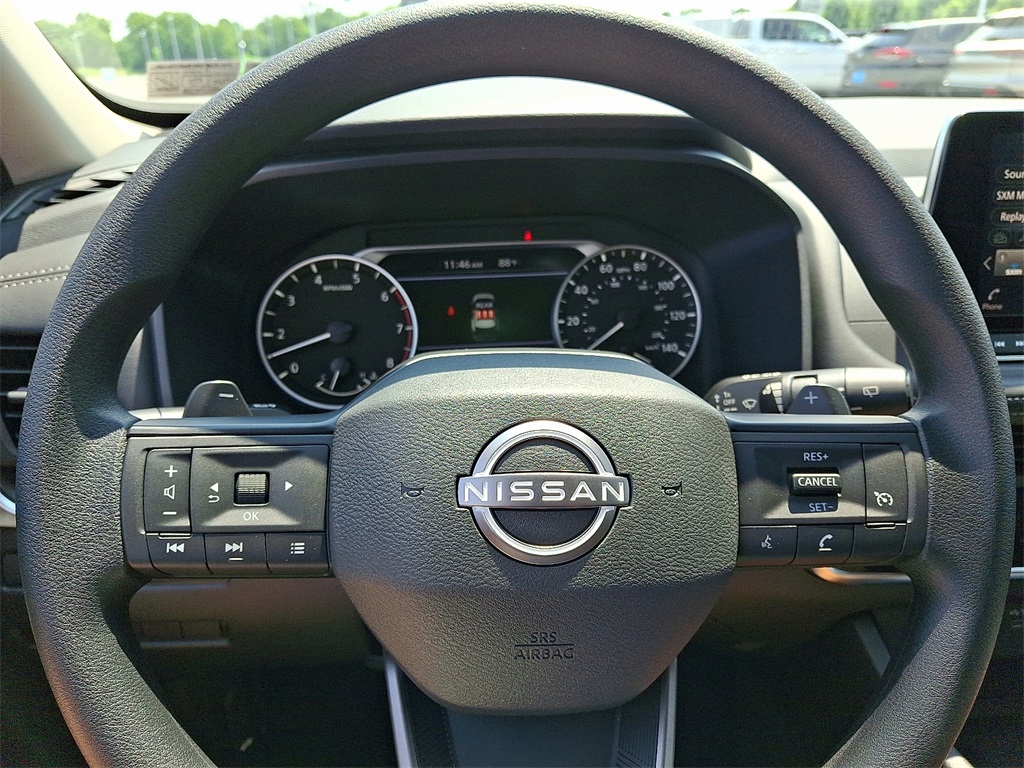 2025 Nissan Rogue S - Photo 14