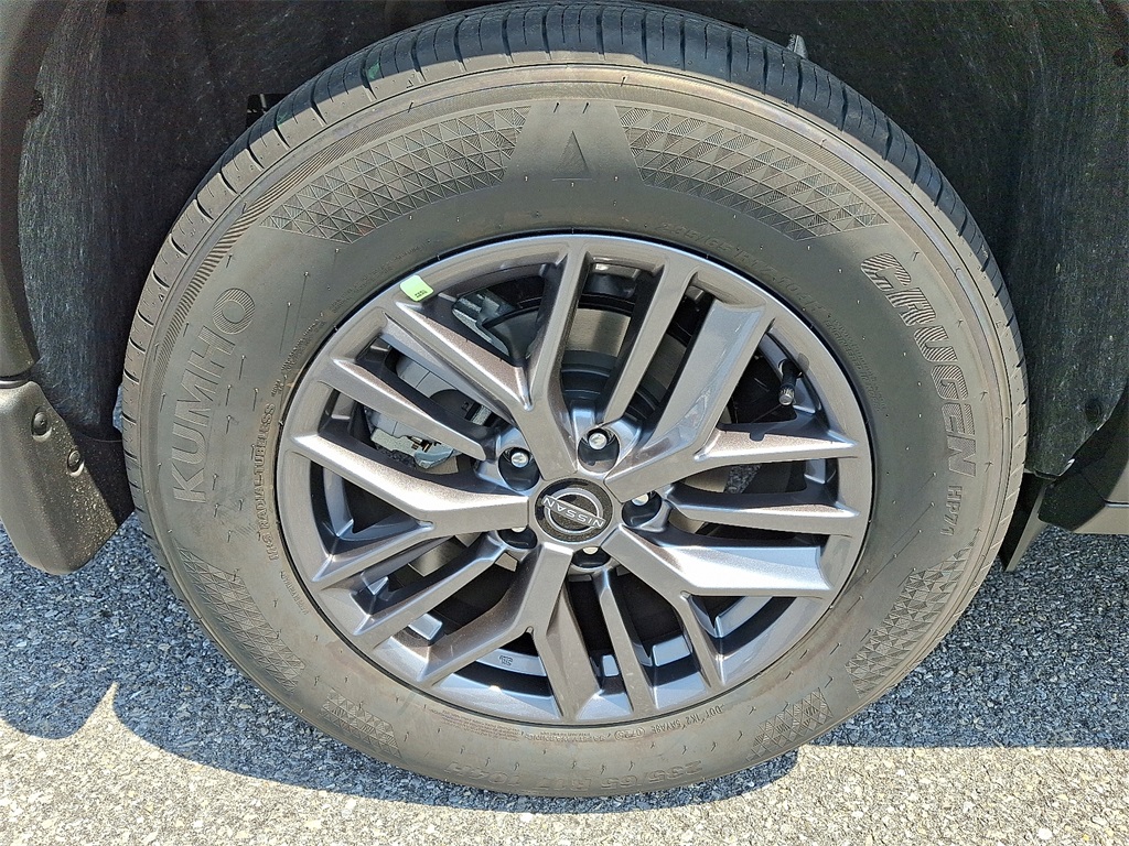 2025 Nissan Rogue S - Photo 5