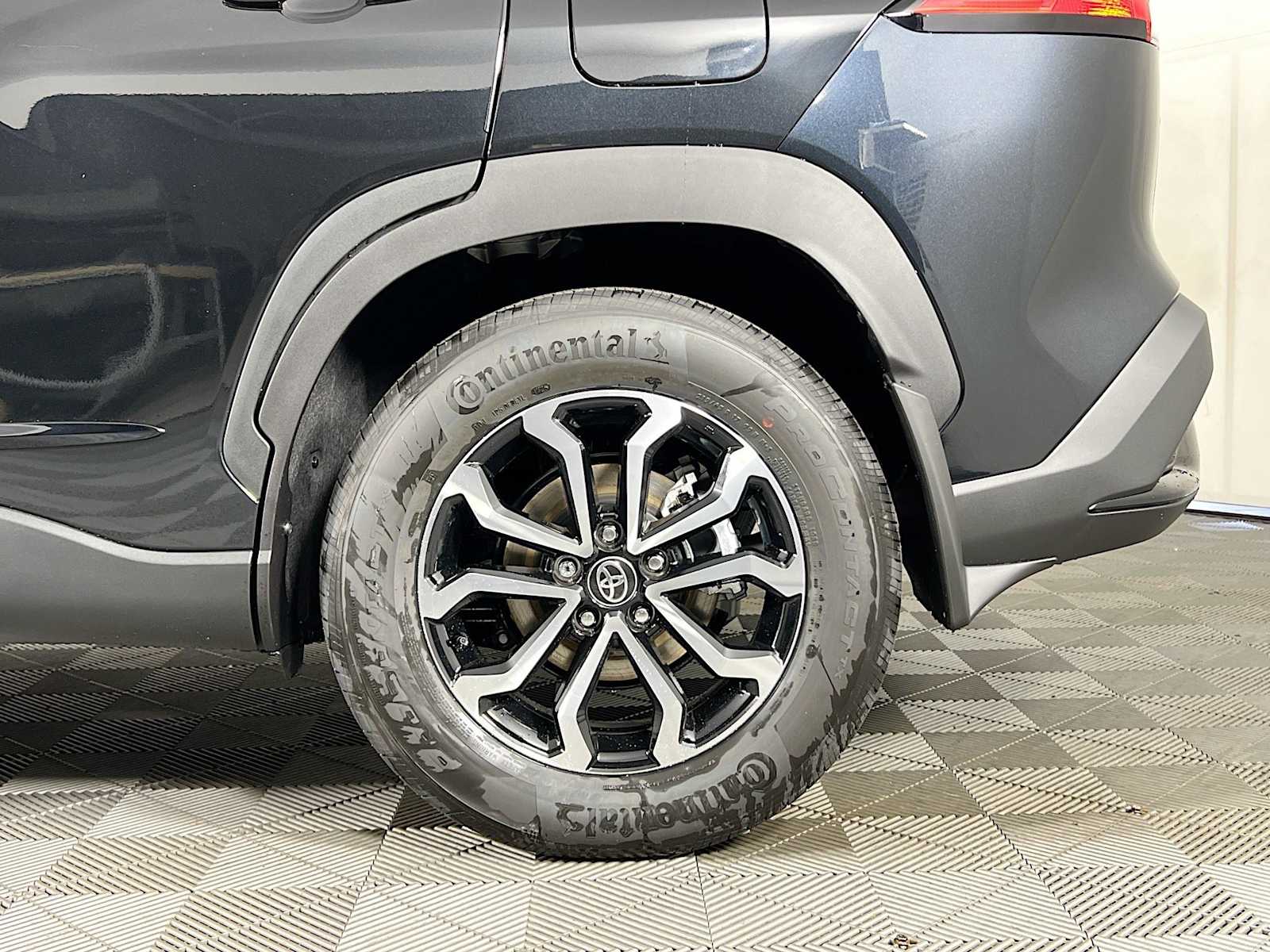 2025 Toyota Corolla Cross Hybrid SE - Photo 19