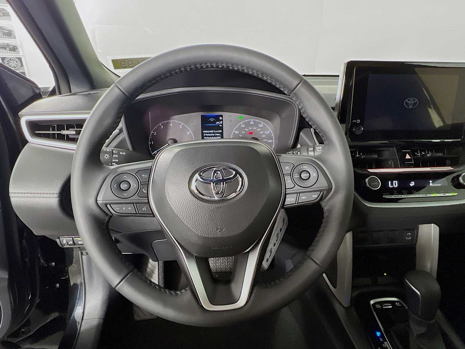 2025 Toyota Corolla Cross Hybrid SE - Photo 7
