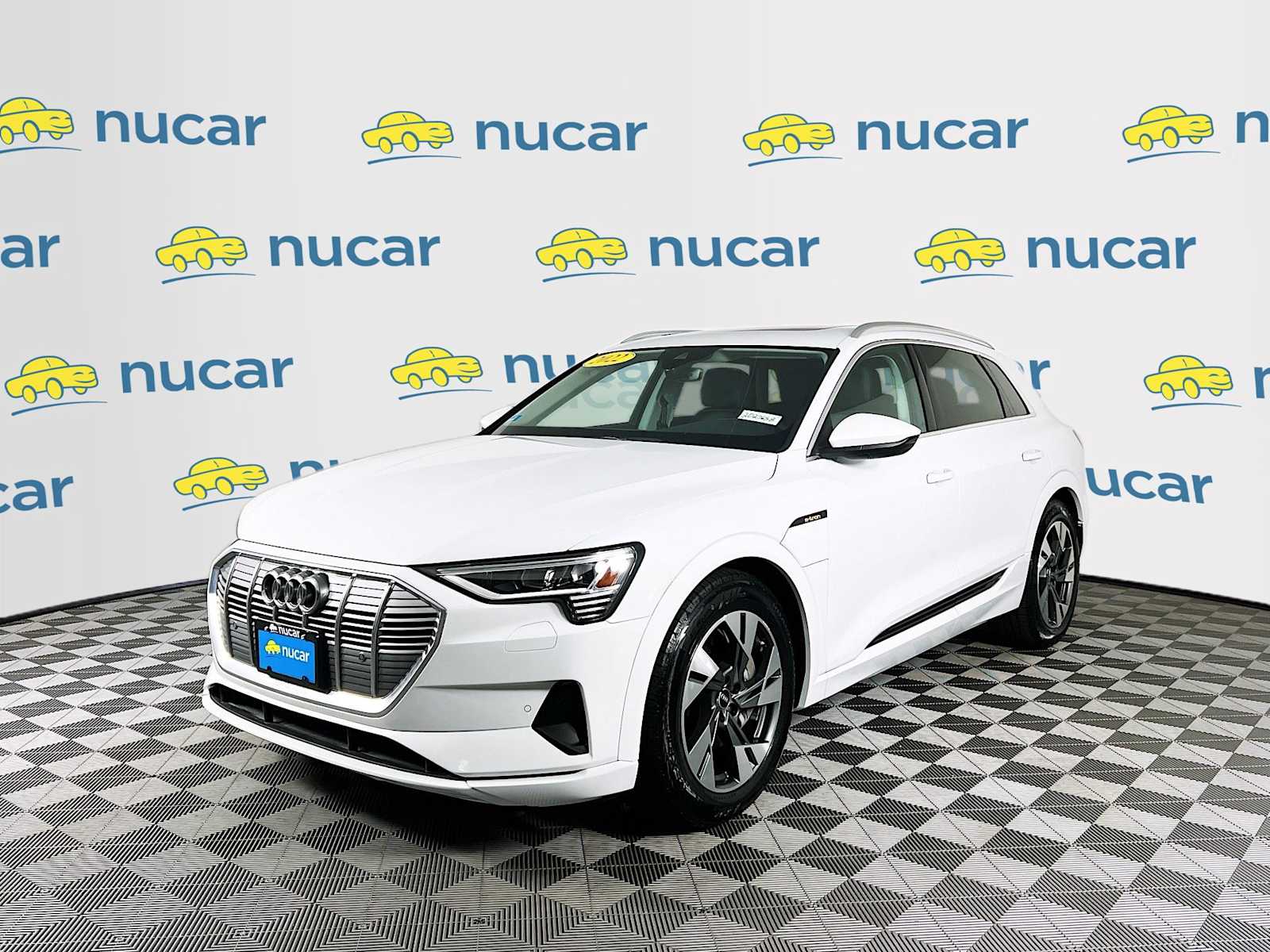2022 Audi e-tron Premium - Photo 3