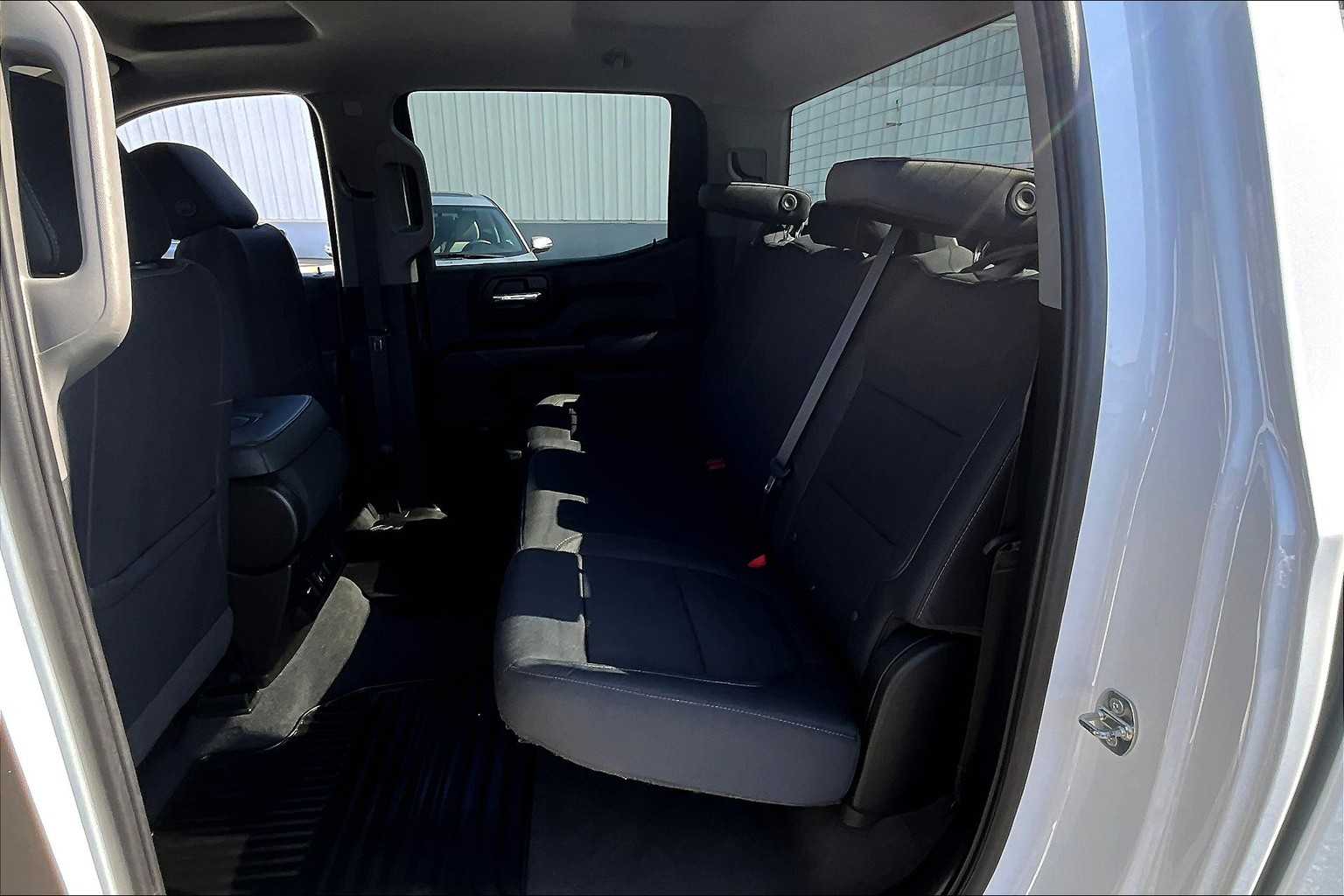 2019 Chevrolet Silverado 1500 LT - Photo 15