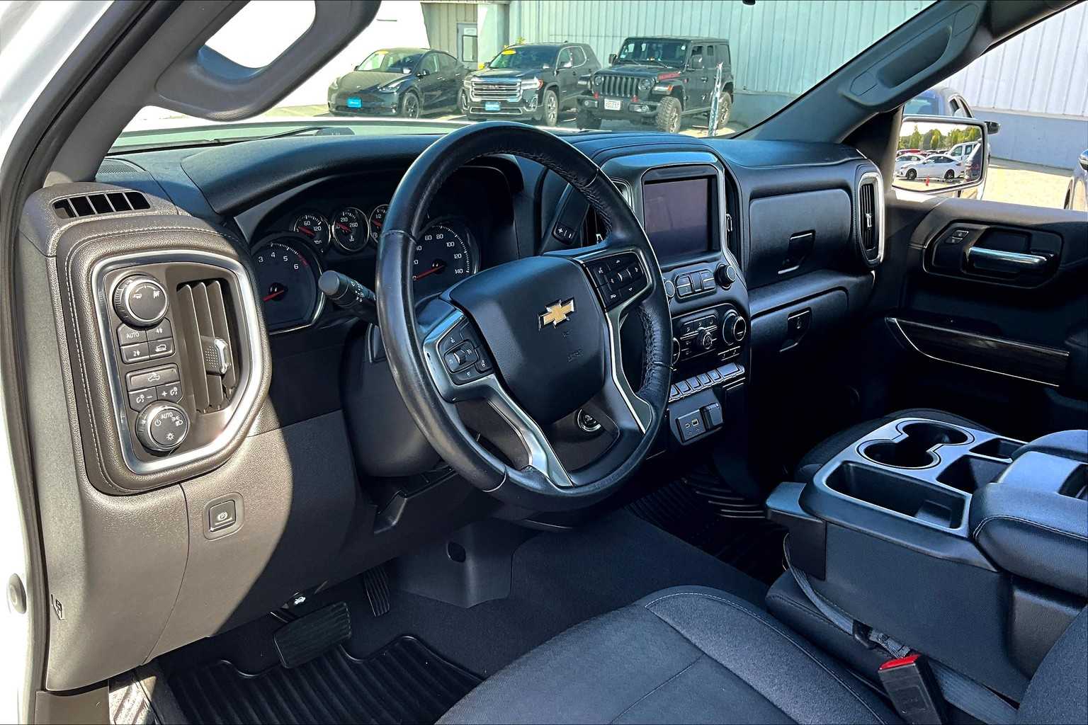 2019 Chevrolet Silverado 1500 LT - Photo 8
