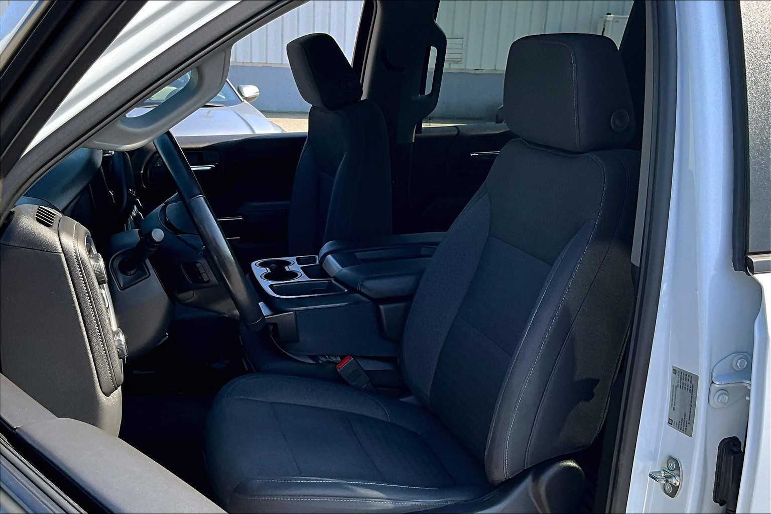 2019 Chevrolet Silverado 1500 LT - Photo 10