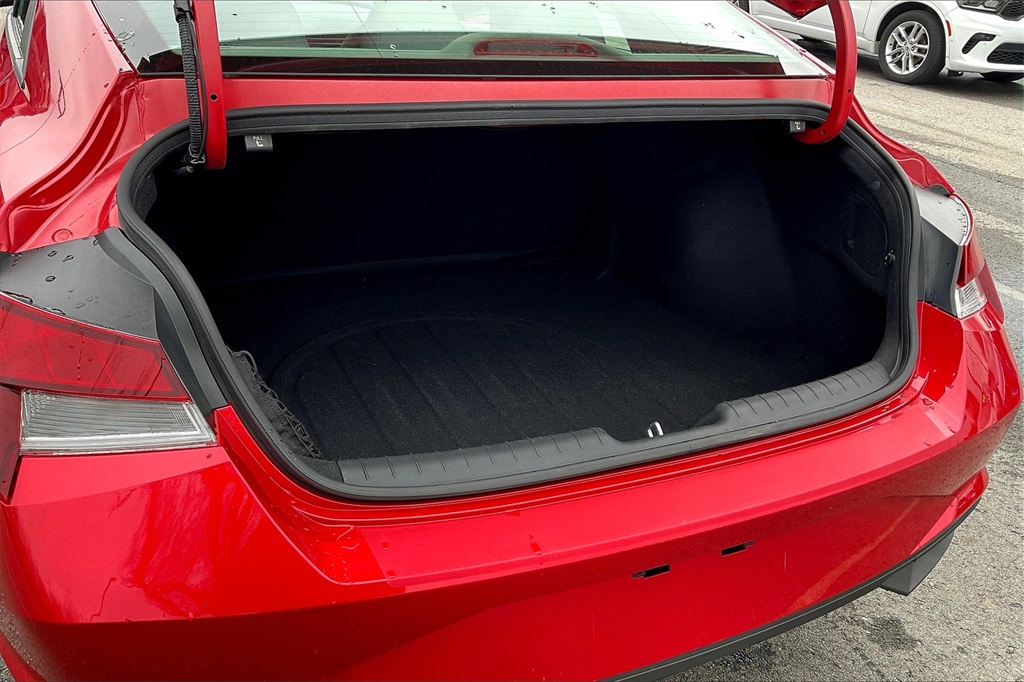 2022 Hyundai Elantra SEL - Photo 32