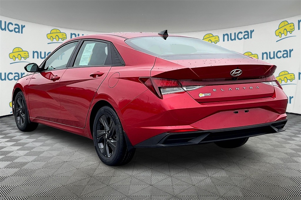 2022 Hyundai Elantra SEL - Photo 4