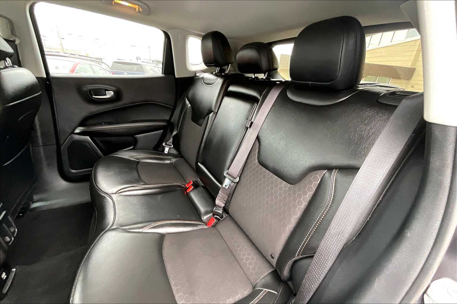 2020 Jeep Compass Latitude - Photo 15