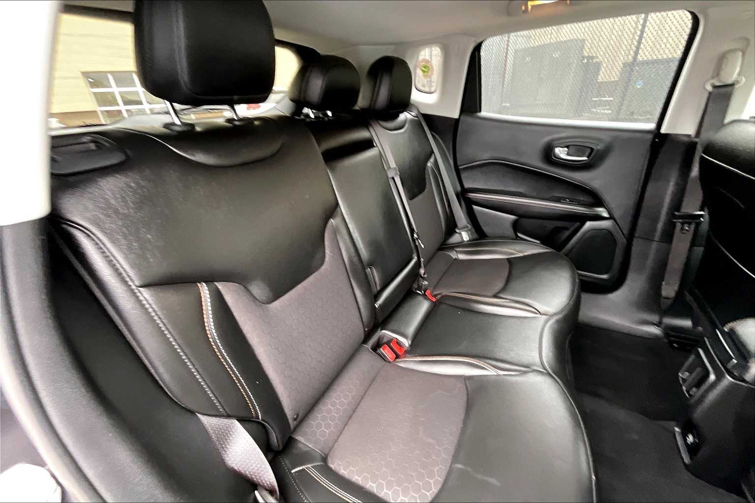 2020 Jeep Compass Latitude - Photo 16