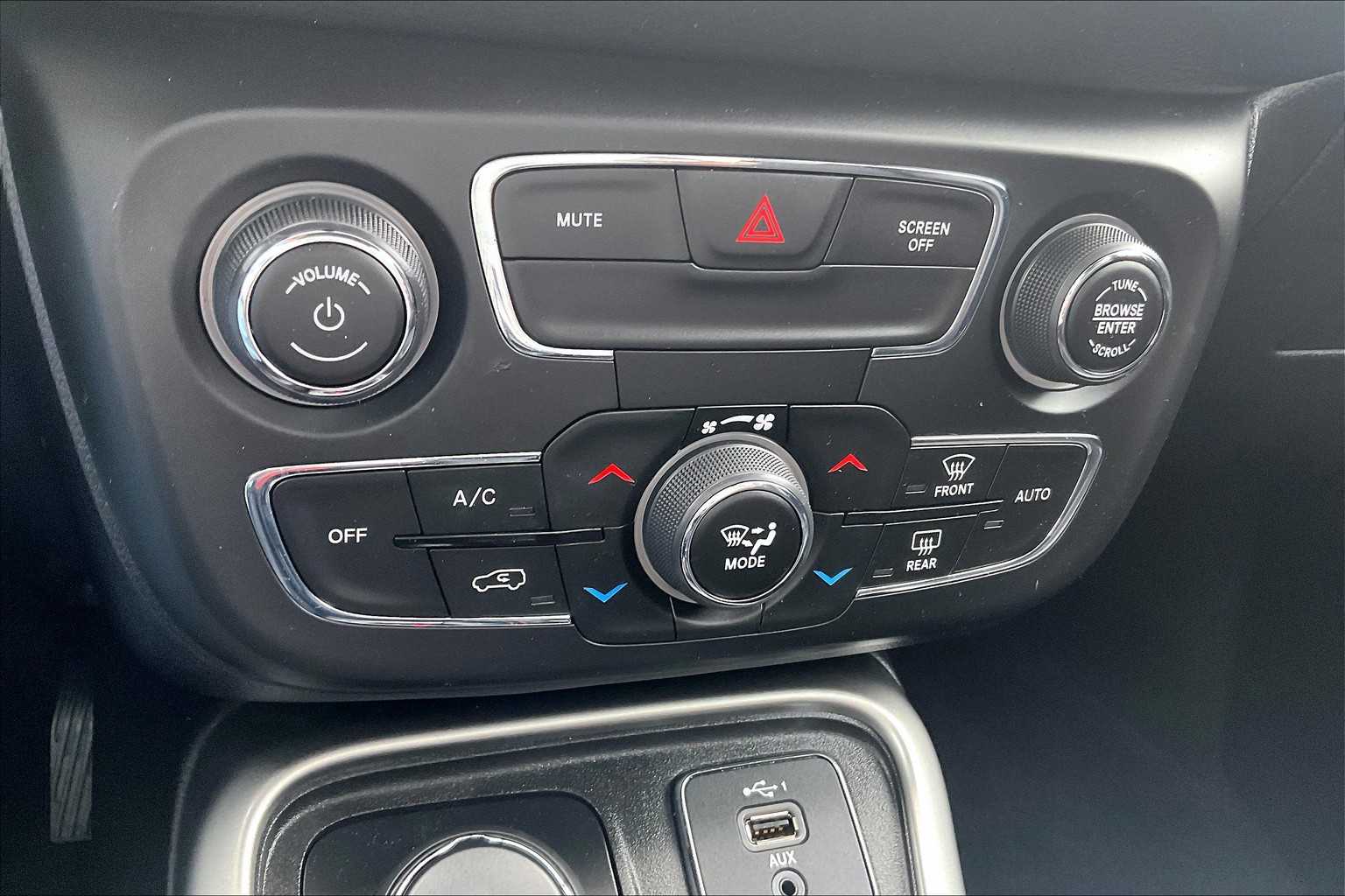 2020 Jeep Compass Latitude - Photo 25