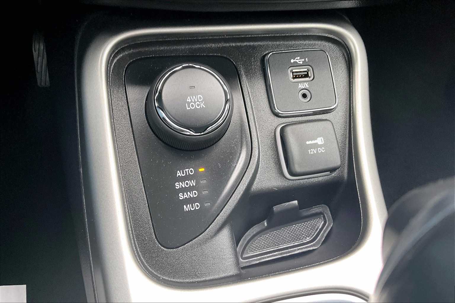 2020 Jeep Compass Latitude - Photo 26