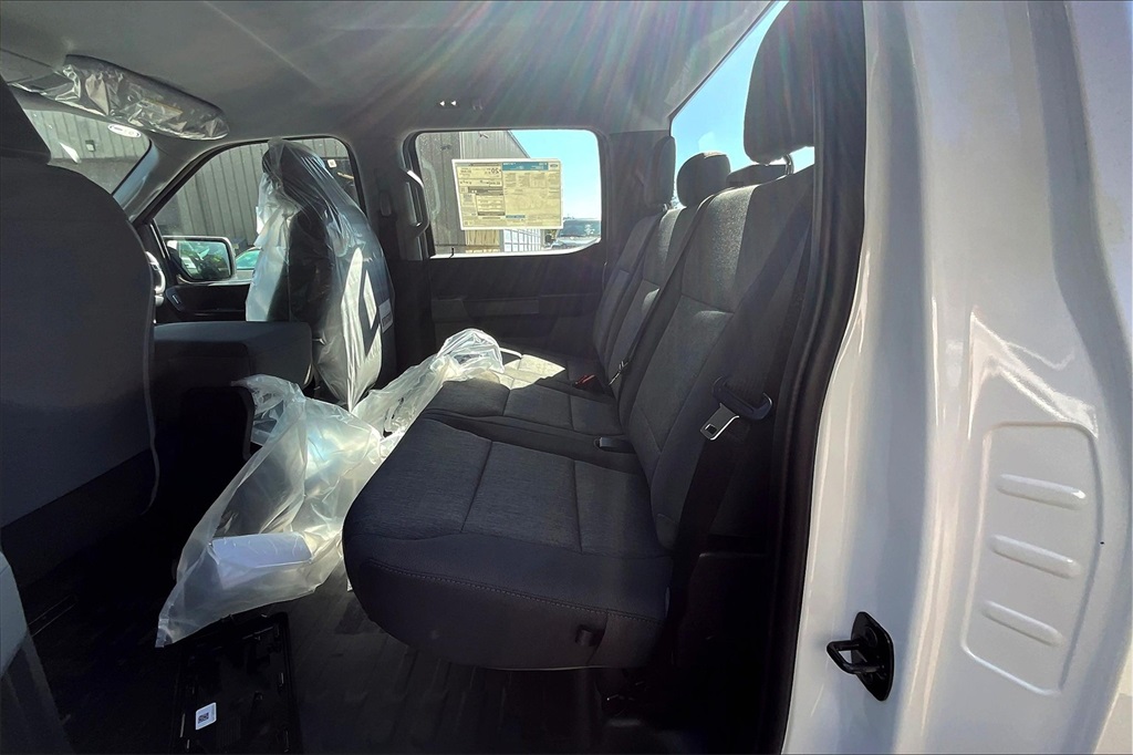 2025 Ford F-150 XL - Photo 11