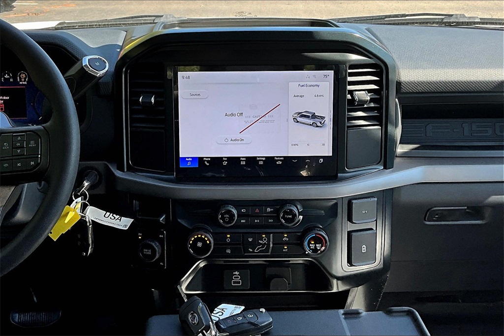 2025 Ford F-150 XL - Photo 8