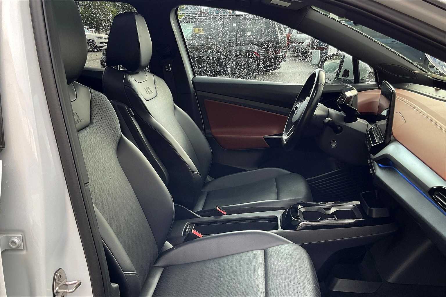 2022 Volkswagen ID.4 Pro S - Photo 11