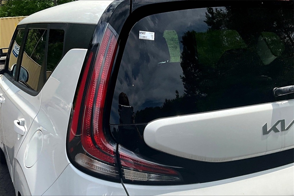 2023 Kia Soul EX - Photo 26