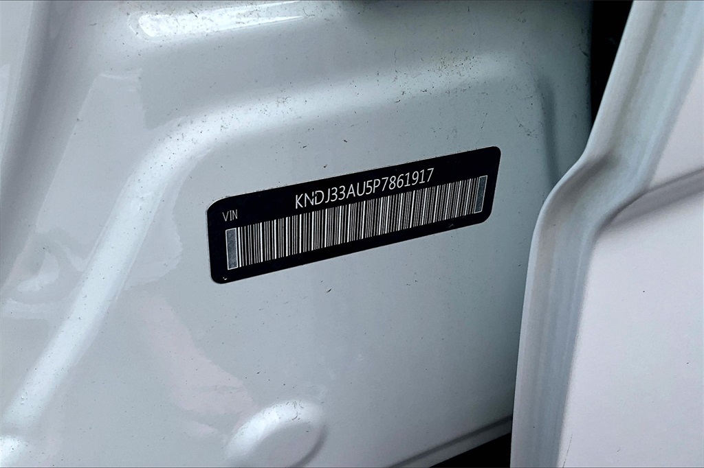 2023 Kia Soul EX - Photo 28
