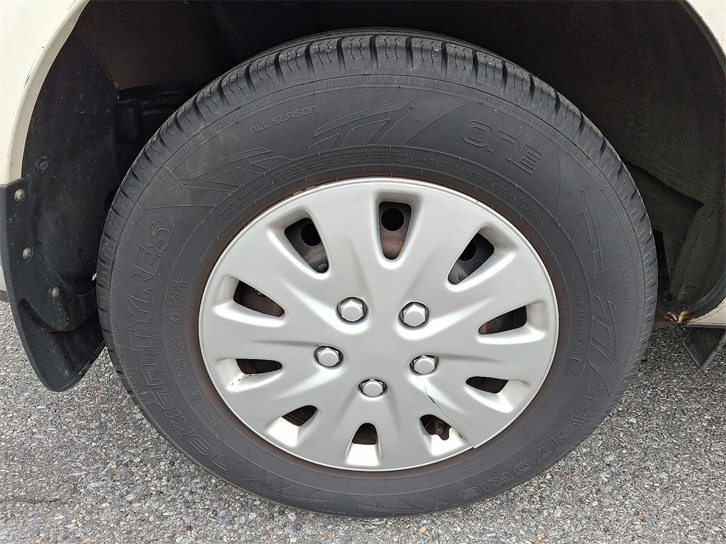 2011 Nissan Rogue S - Photo 8