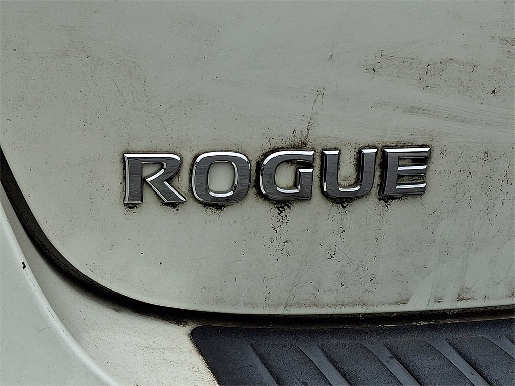 2011 Nissan Rogue S - Photo 9