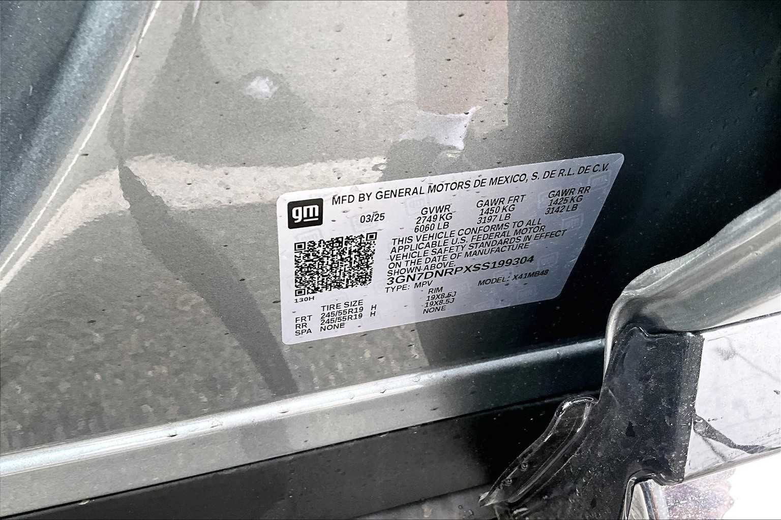 2025 Chevrolet Equinox EV LT2 w/PDE - Photo 17