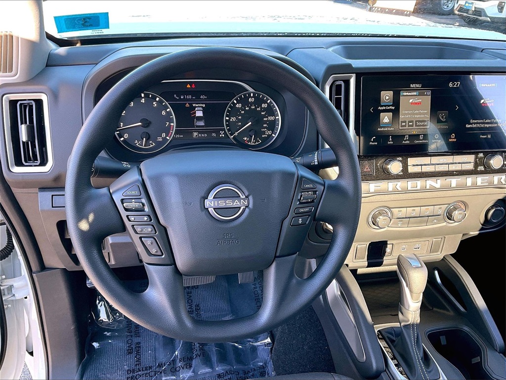 2025 Nissan Frontier SV - Photo 16