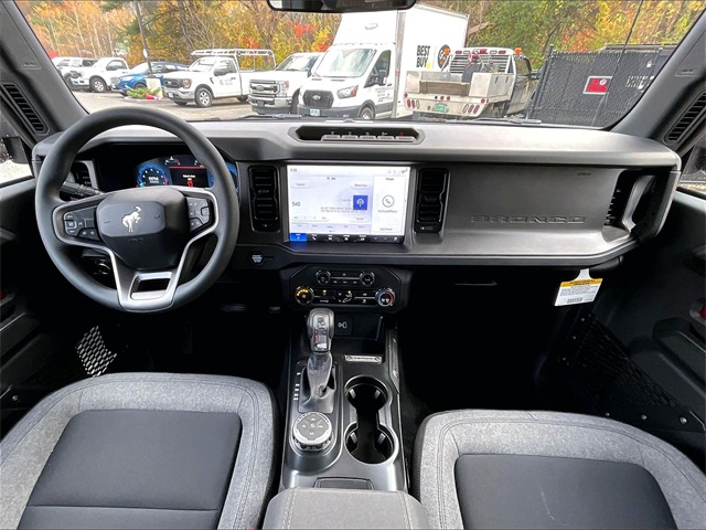 2025 Ford Bronco Base - Photo 6