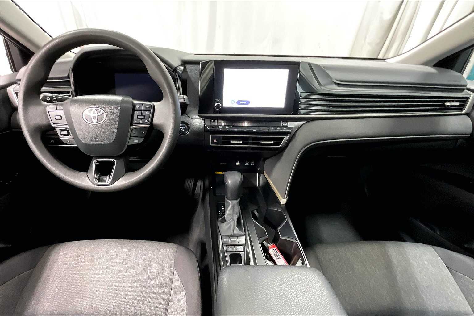 2025 Toyota Camry LE - Photo 21