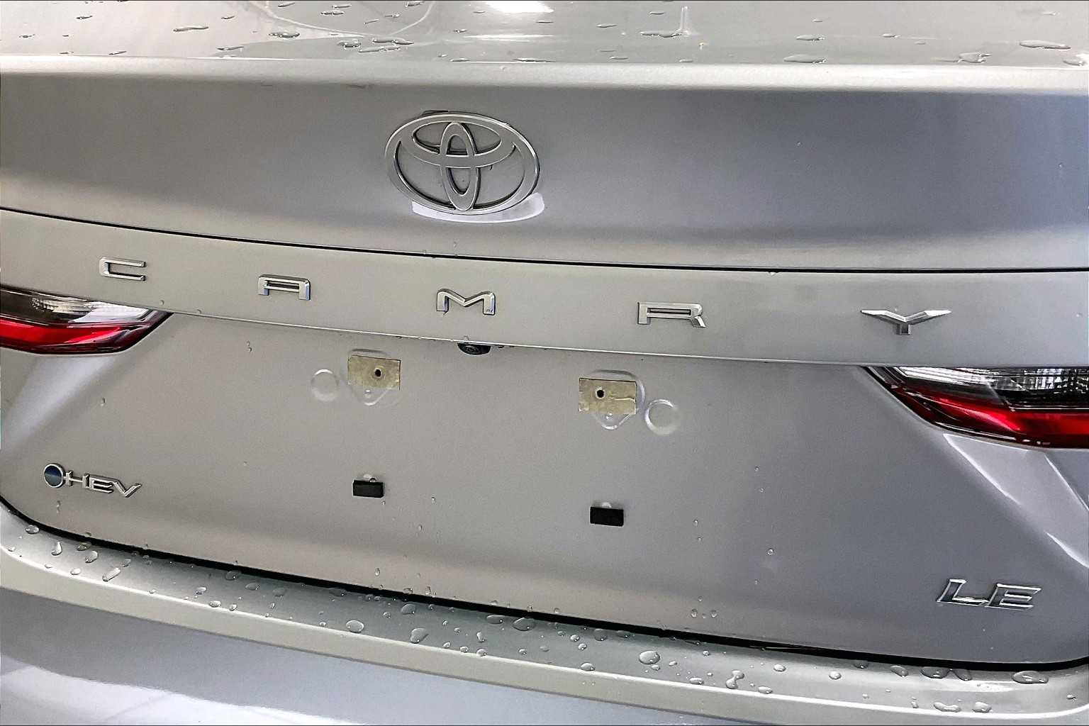 2025 Toyota Camry LE - Photo 28