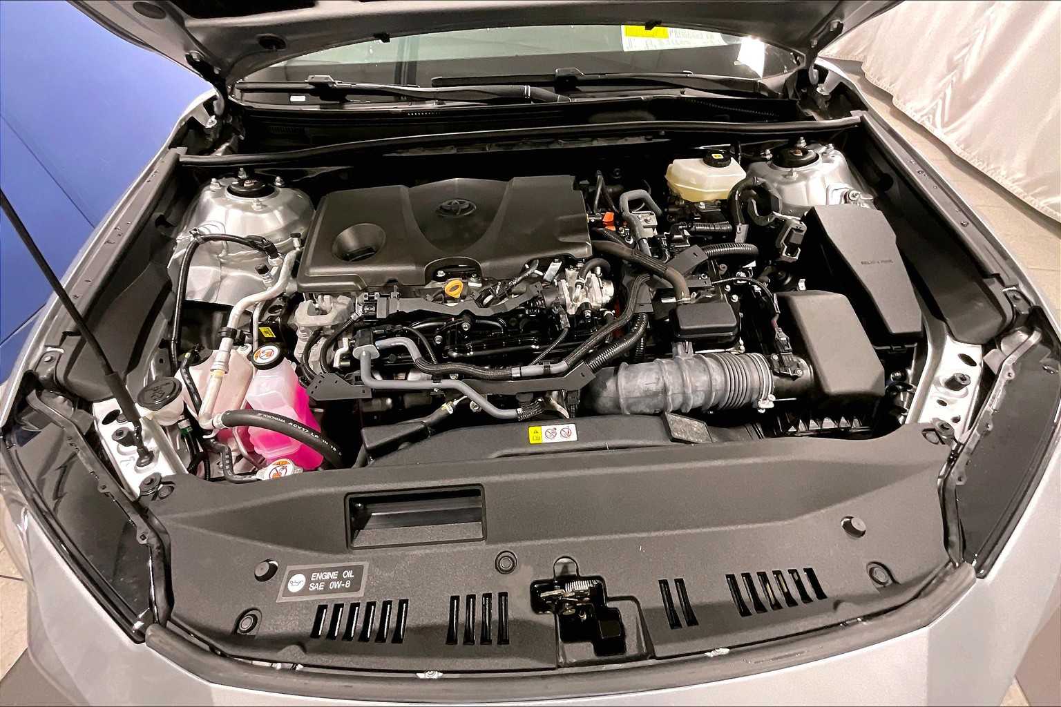 2025 Toyota Camry LE - Photo 29