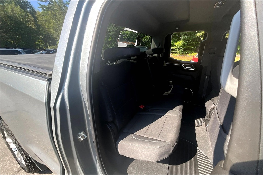 2024 Chevrolet Silverado 1500 LT - Photo 16