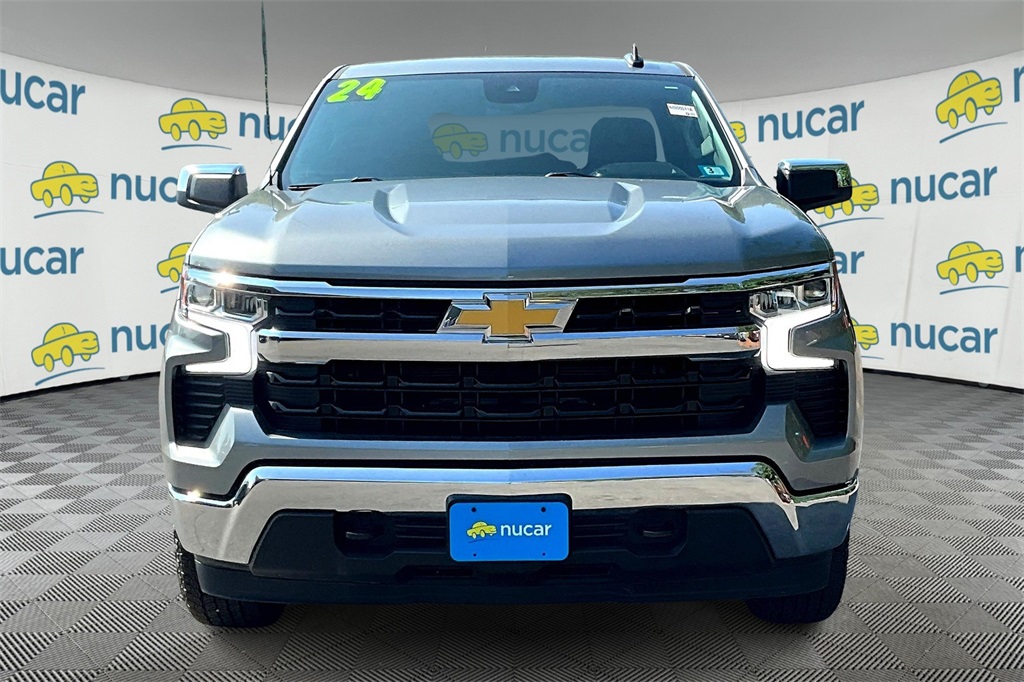 2024 Chevrolet Silverado 1500 LT - Photo 2