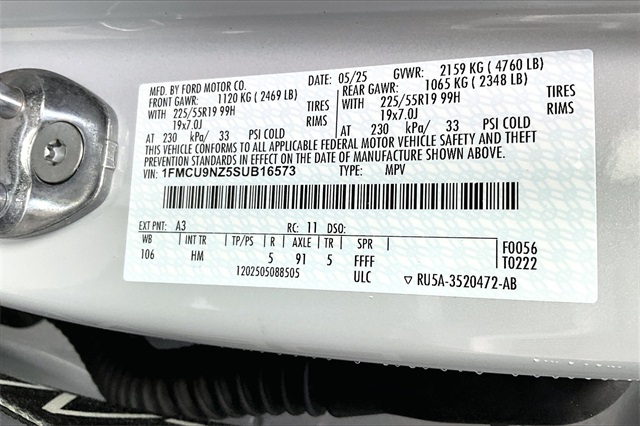 2025 Ford Escape Hybrid ST-Line Select - Photo 14