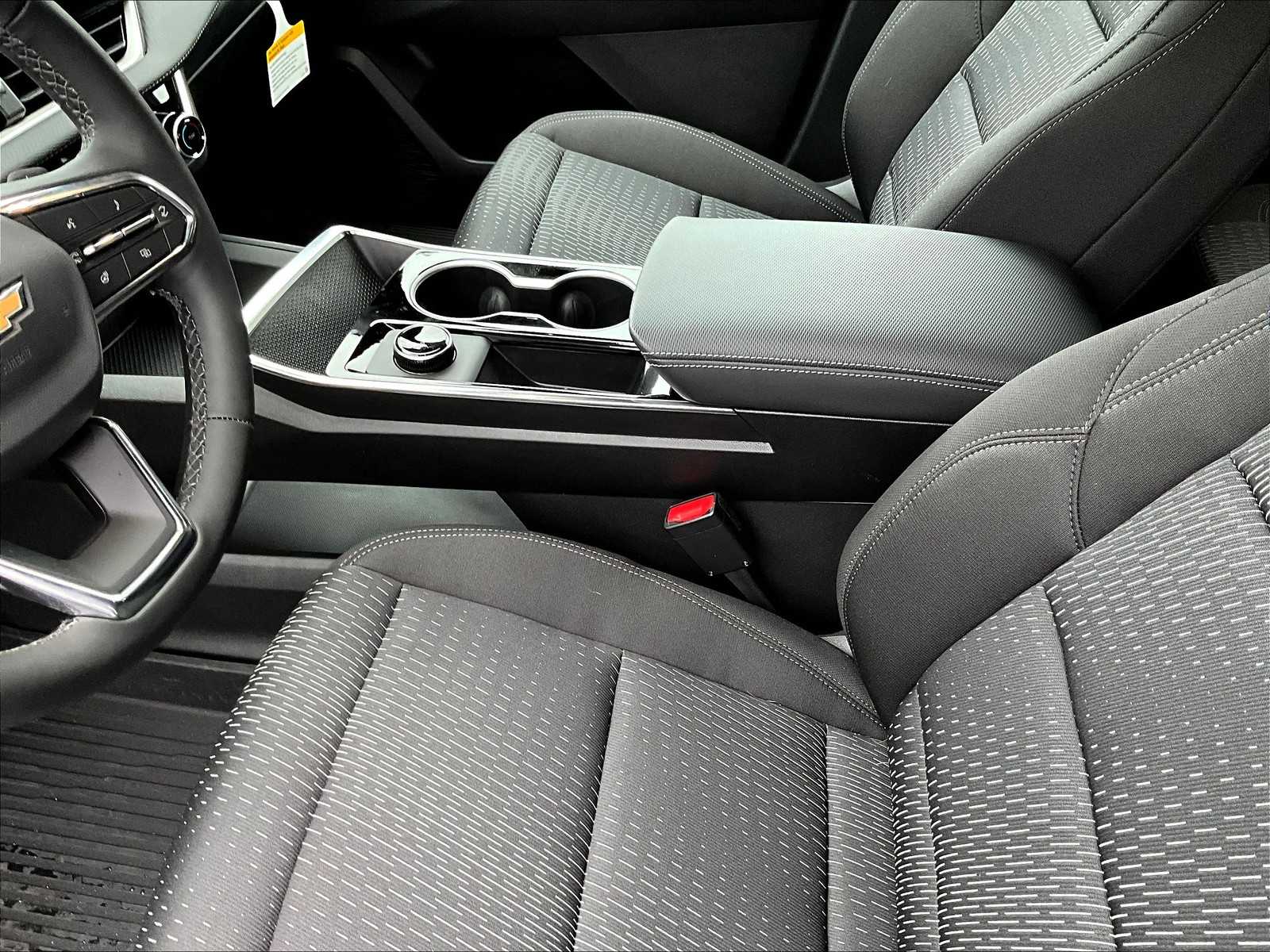 2026 Chevrolet Equinox AWD LT - Photo 14