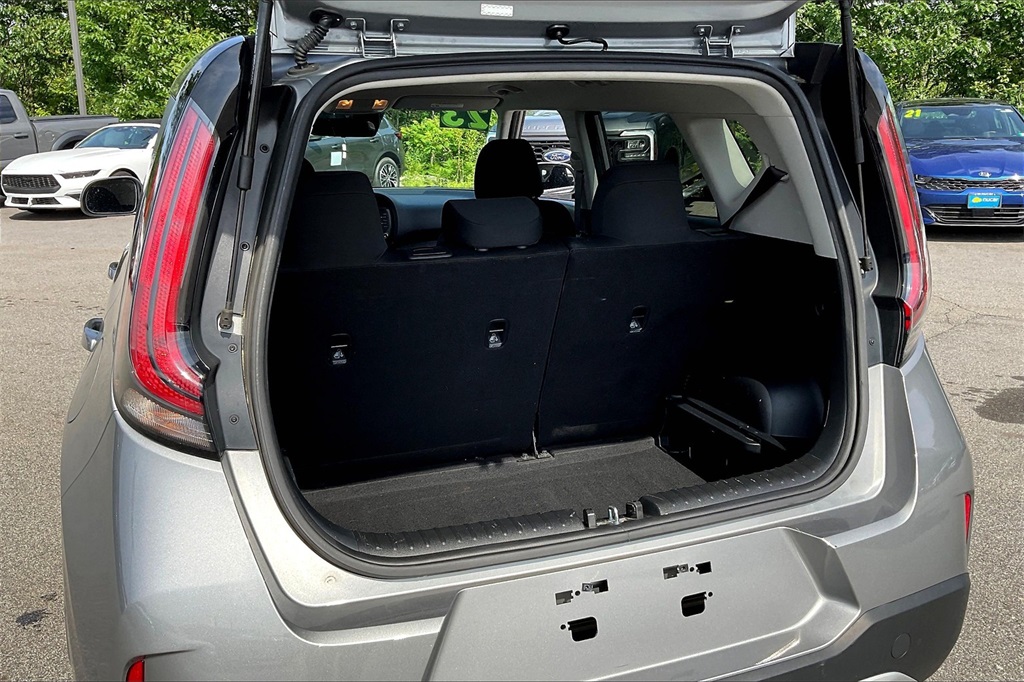 2023 Kia Soul LX - Photo 31