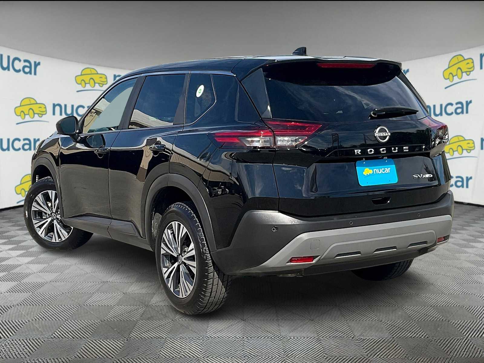 2023 Nissan Rogue SV - Photo 4