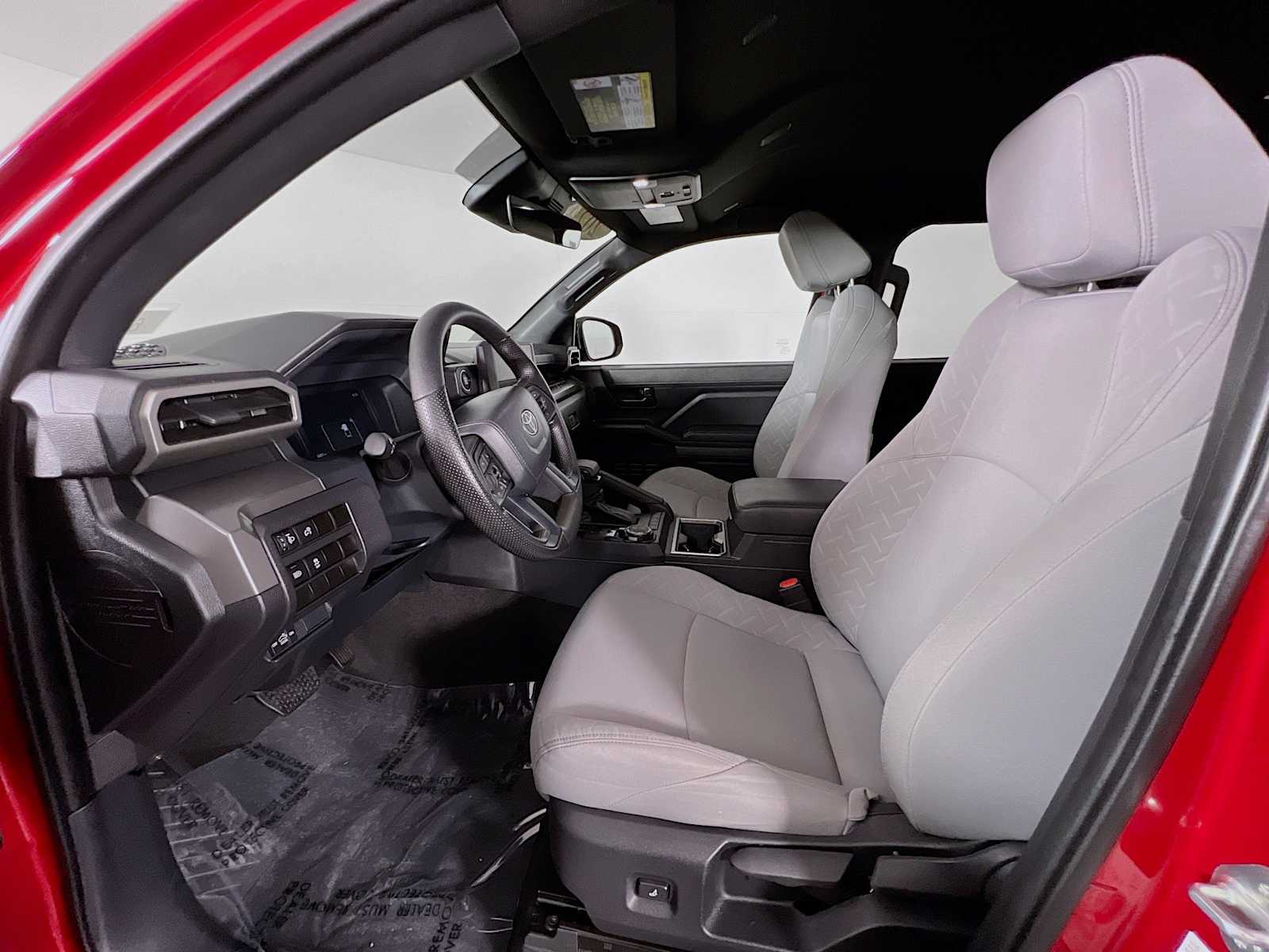 2024 Toyota Tacoma SR5 - Photo 21