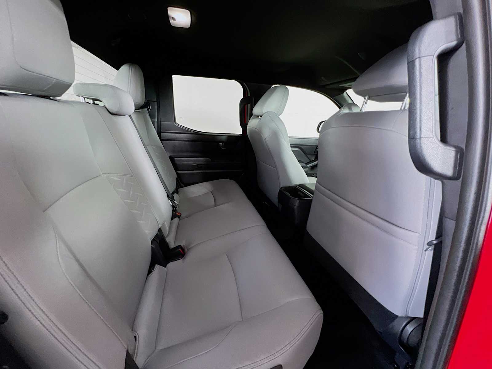 2024 Toyota Tacoma SR5 - Photo 26