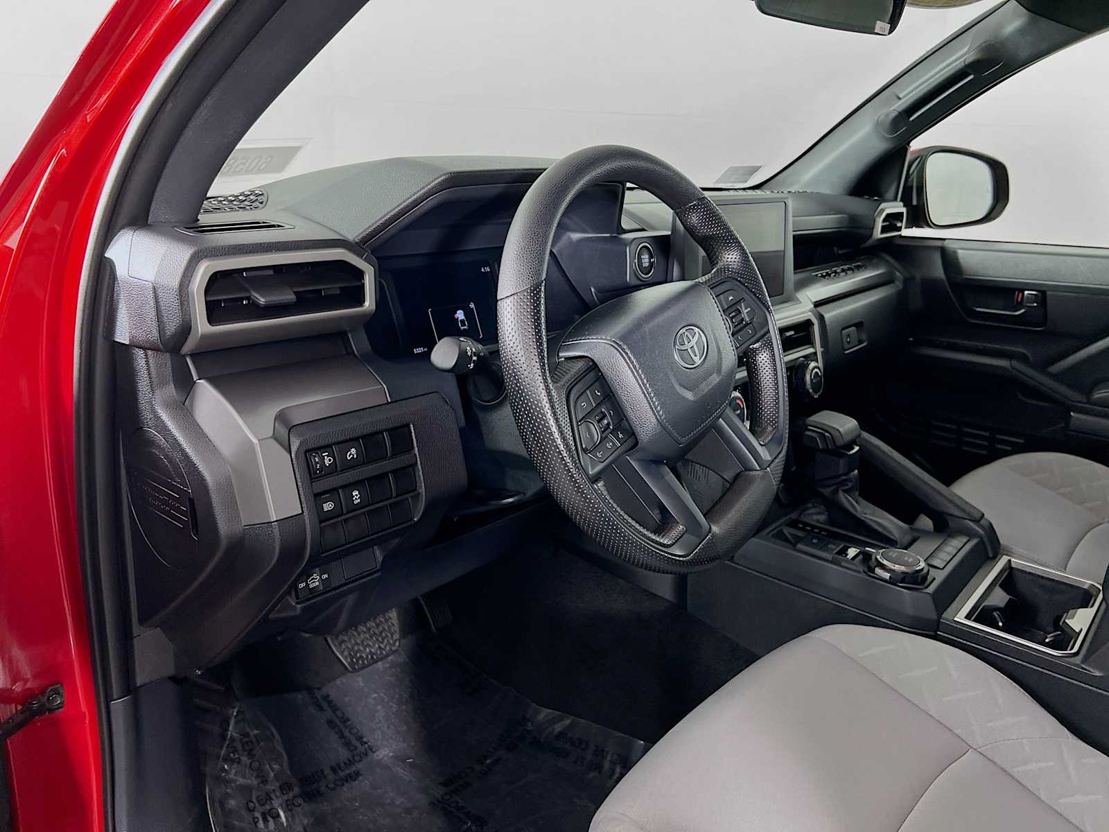 2024 Toyota Tacoma SR5 - Photo 9